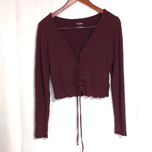 Arizona Jean Co. Maroon Lace Up Front Long Sleeve Crop Shirt Size Large - Picture 1 of 6